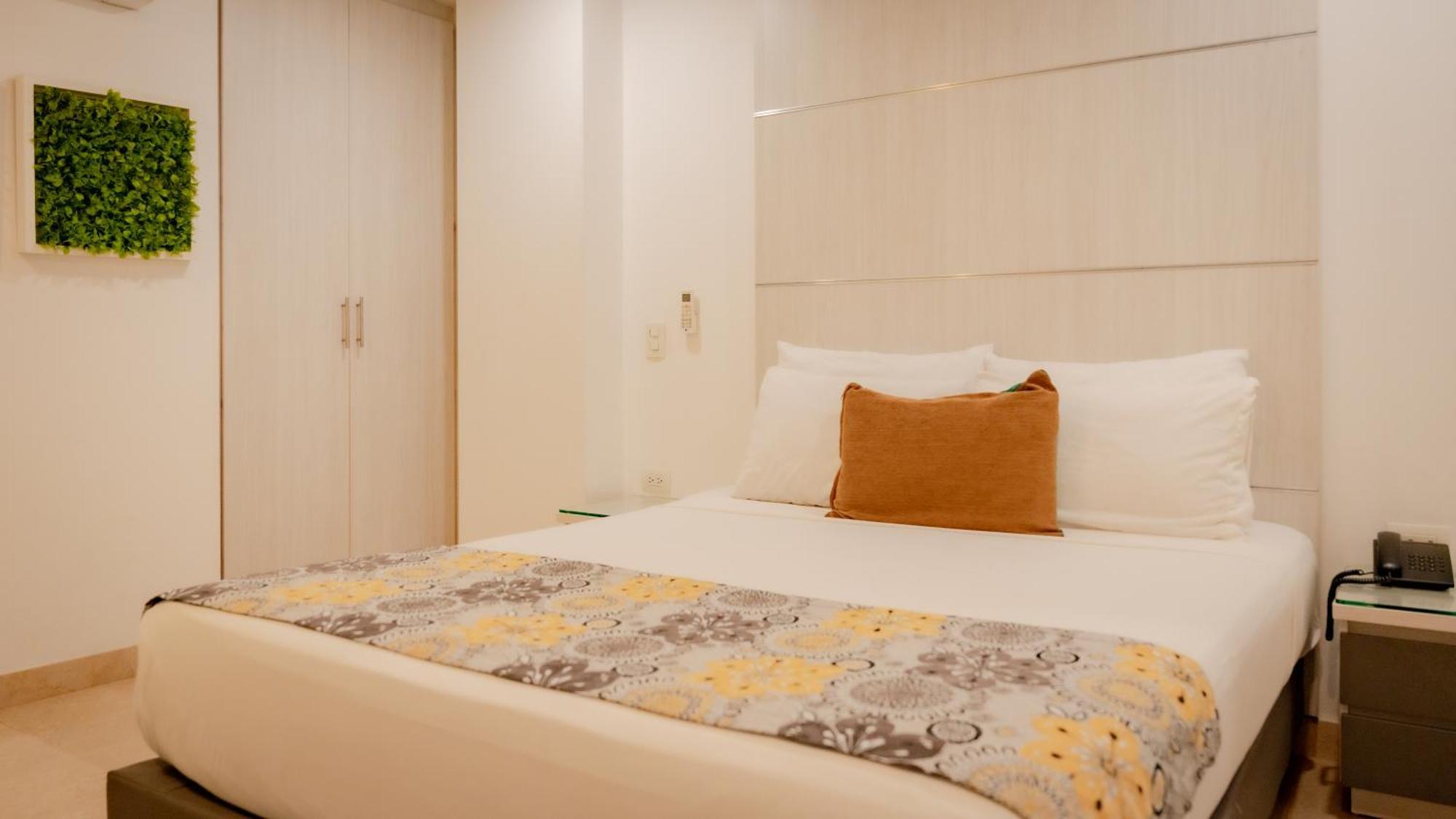 Hotel Madeiro 麦德林 外观 照片
