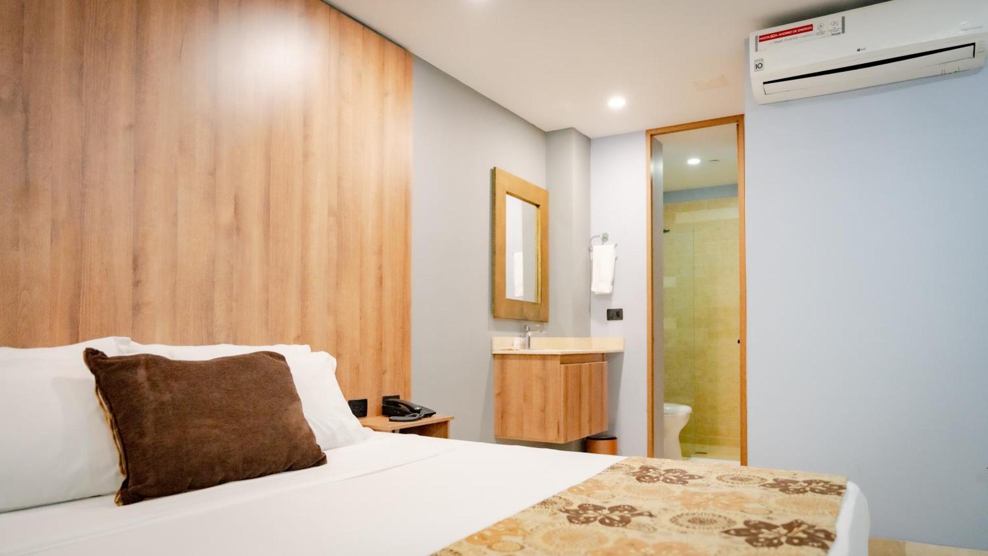 Hotel Madeiro 麦德林 外观 照片