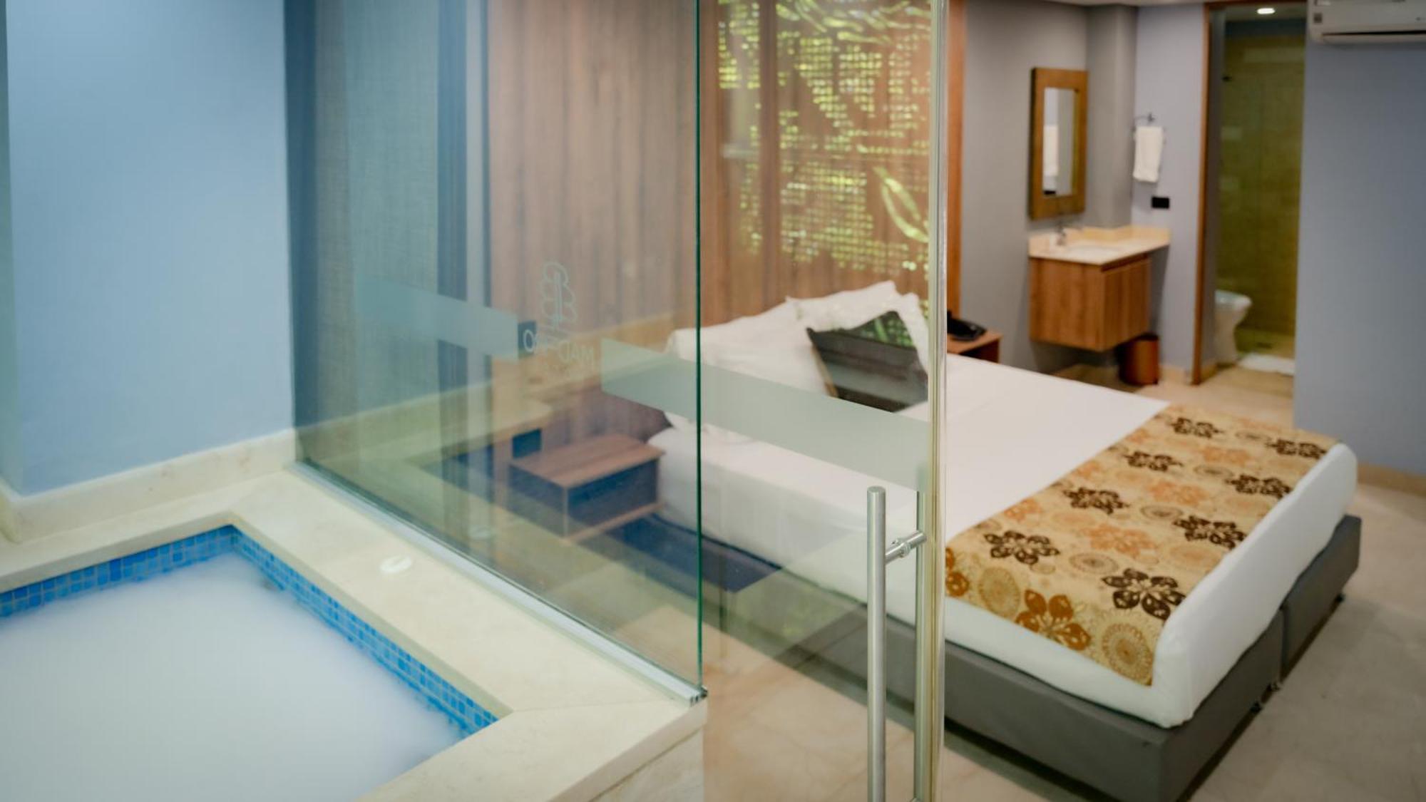 Hotel Madeiro 麦德林 外观 照片